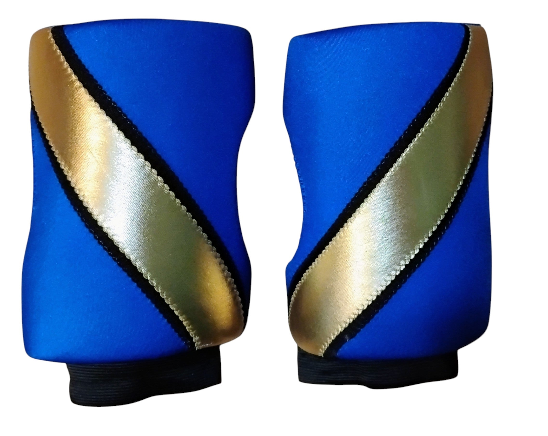 Pro wrestling biker shorts with kickpads and kneepads